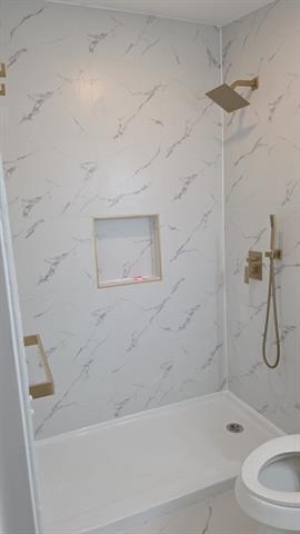 Foto del edificio - 5234 Velma Dr