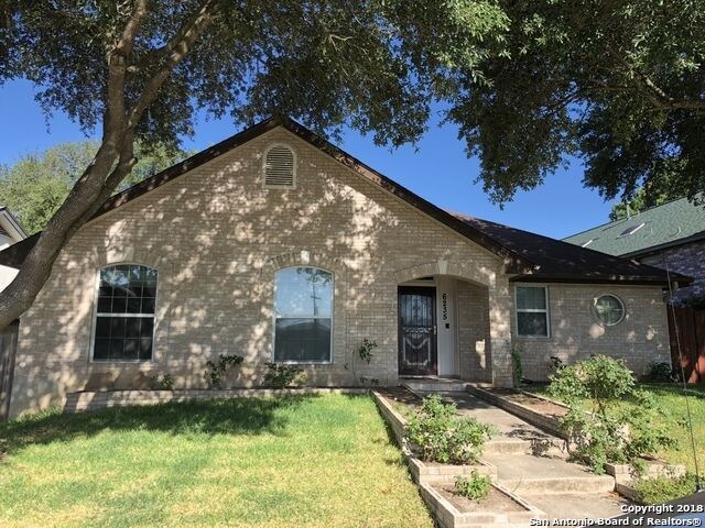Building Photo - 6235 Royal Ridge Dr