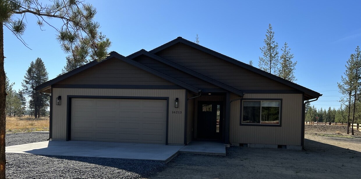 16213 Pierce No 1 Rd, La Pine, OR 97739 House for Rent in La Pine, OR