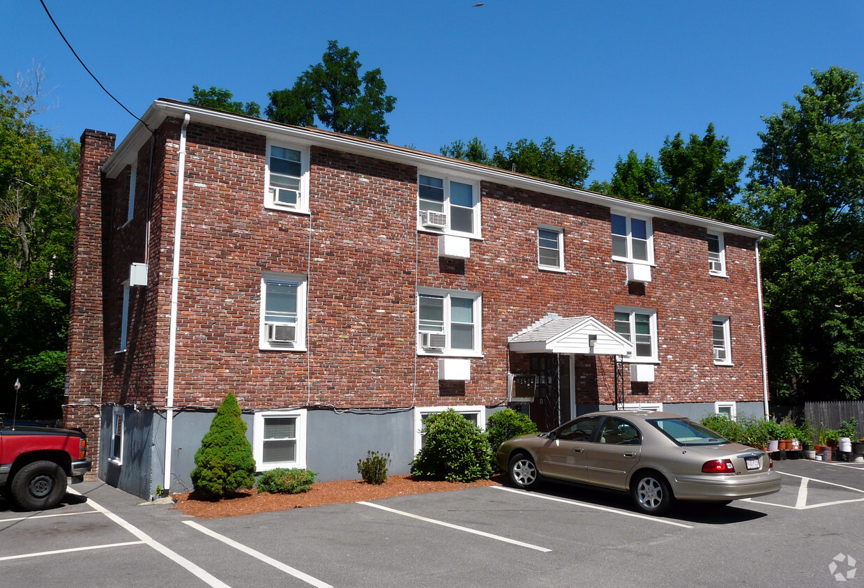 Primary Photo - Hobart Street Apartments