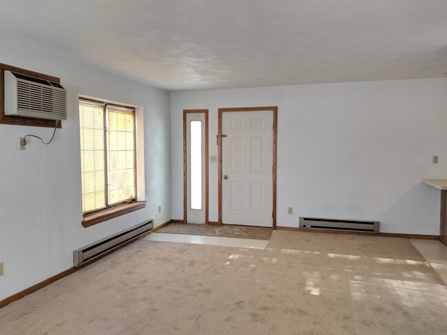 Building Photo - 5191 Cheney Dr