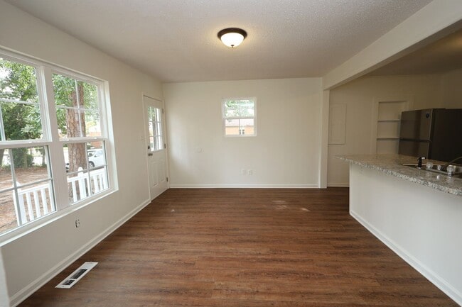 Foto del edificio - 1701 N Lee St