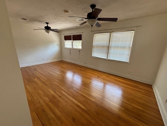 Building Photo - 305 Highland Ave