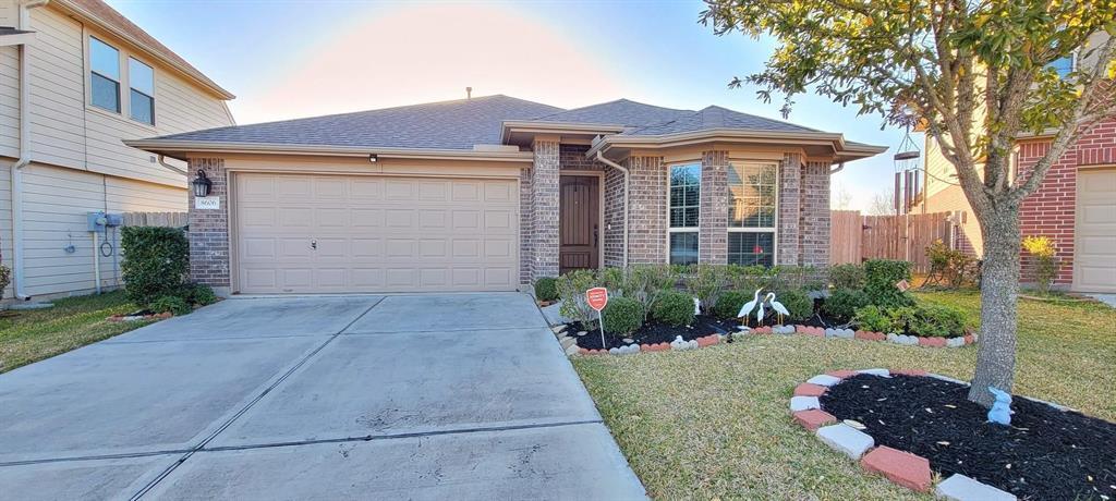 Foto principal - 8606 Brookdale Park Ln