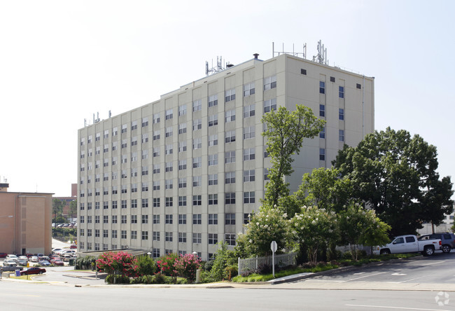 Building Photo - Midtown Park