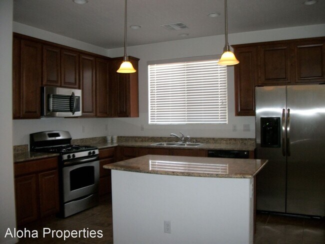 Building Photo - 3 br, 3 bath House - 10438 Poplar Park Ave.