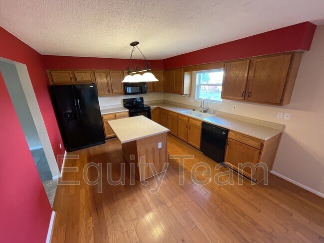 Foto del edificio - 3054 Granny Smith Ln