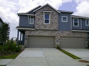 Building Photo - 12711 Dog Canyon Trl