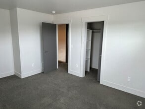 Building Photo - 97 E Granite Peak Dr