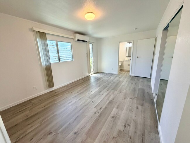 Foto del edificio - Newly Renovated 5BR/2BA Home – Move-In Ready in Pearl City