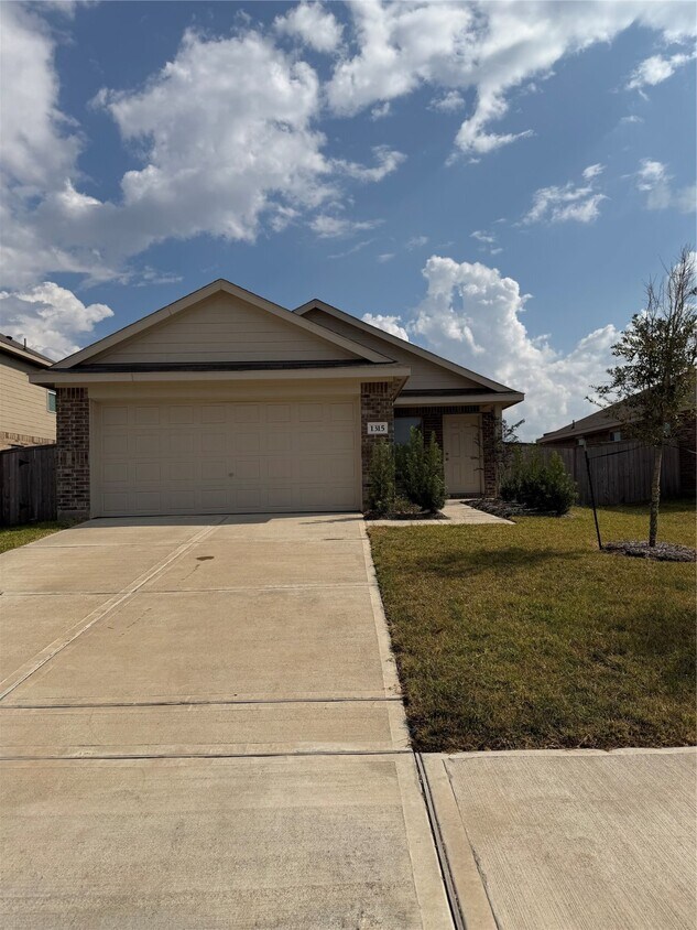 Foto principal - 1315 Millers Pass Dr