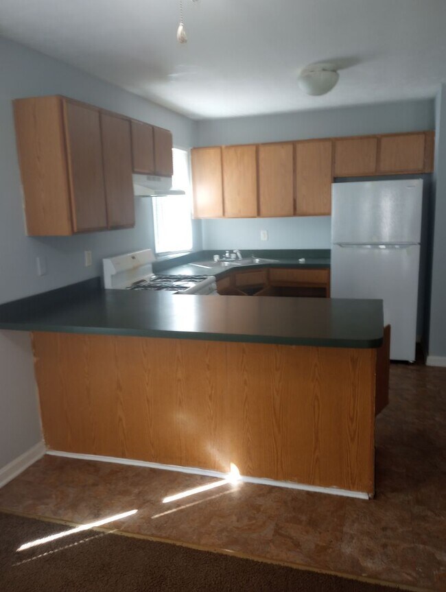 Foto del edificio - Beautiful Spacious 3-Bedroom House in the ...