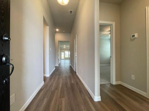 Building Photo - 1813 Pecos Dr
