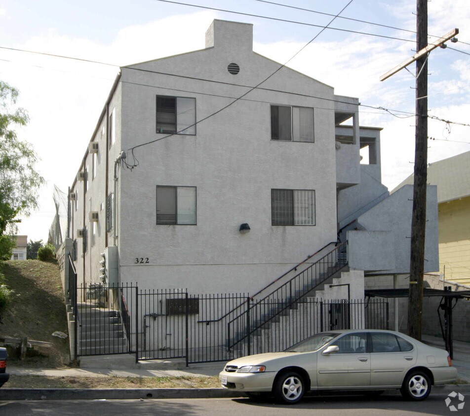 Building Photo - 322 N Benton Way