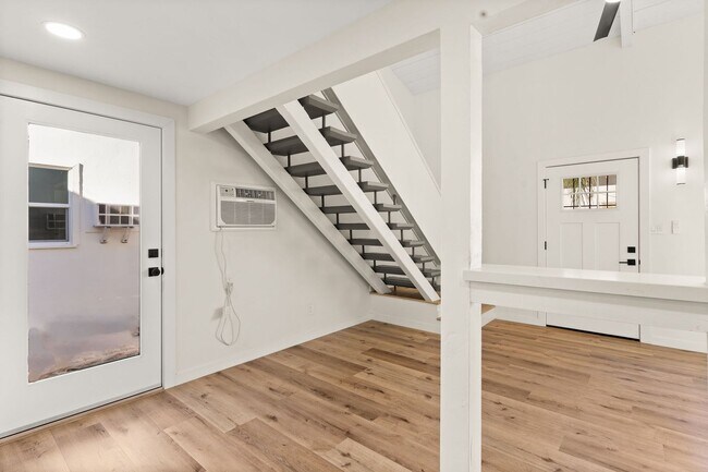 Foto del edificio - MB Thomas Ave