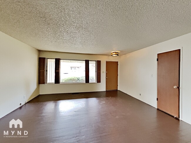 Foto del edificio - 750 Rhode Island Dr