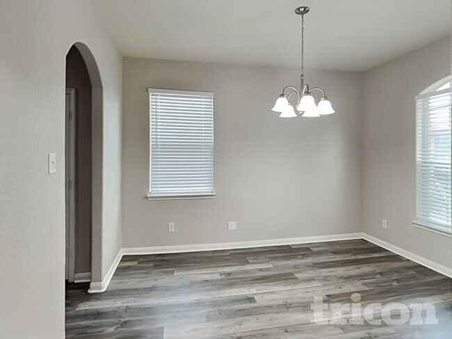 Foto del edificio - 11350 Luckey Ledge