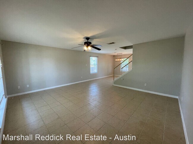 Building Photo - 4 br, 2.5 bath House - 1002 Clayton Dr