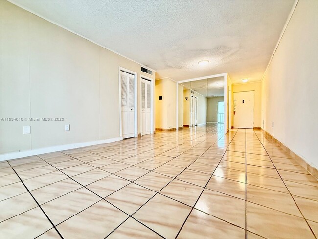 Foto del edificio - 424 SW 7th St