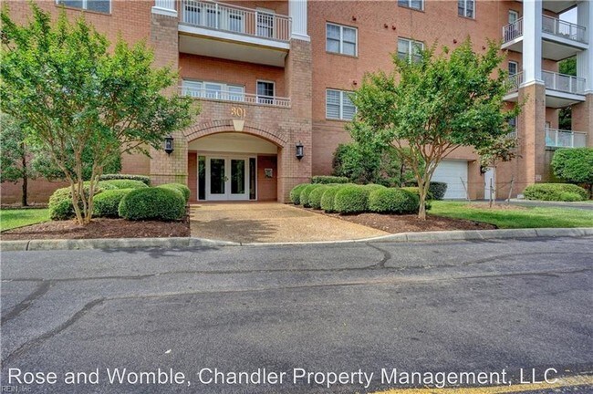 Building Photo - 2 br, 2.5 bath House - 301 Brooke Ave #103