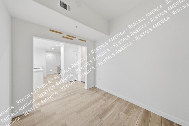 Foto del edificio - 2302 N Central Ave