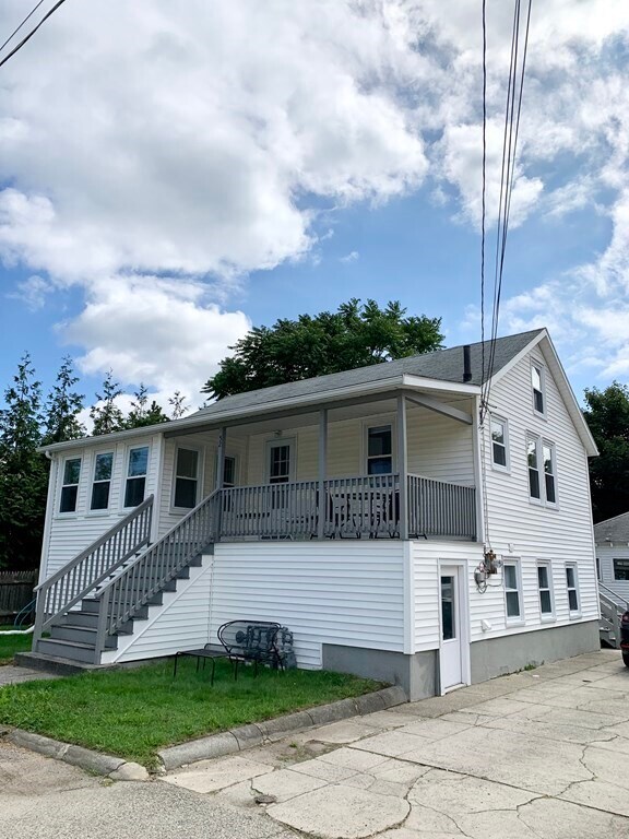 Primary Photo - 52 H St