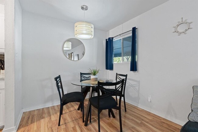 Foto del edificio - 2603 Parker Ln