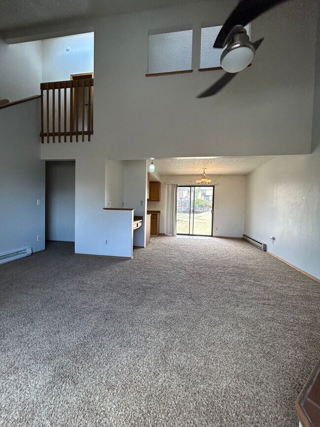 Foto del edificio - 1 Bedroom 1 Bathroom Townhome