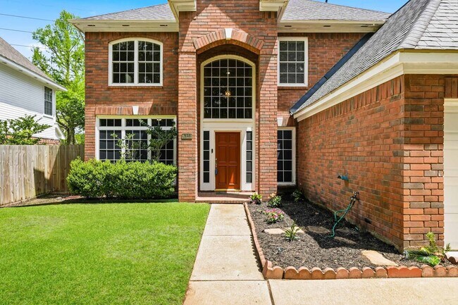 Foto del edificio - 4323 Ringrose Dr