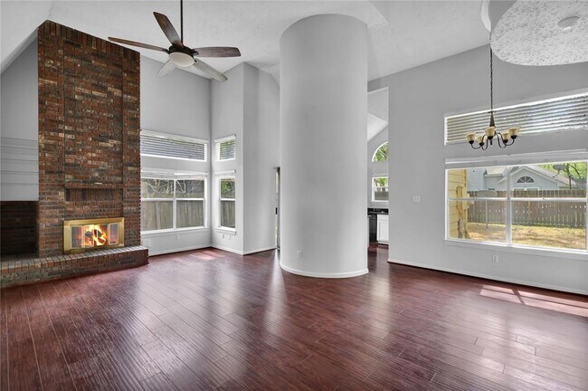 Building Photo - 3510 Grove Oaks Dr