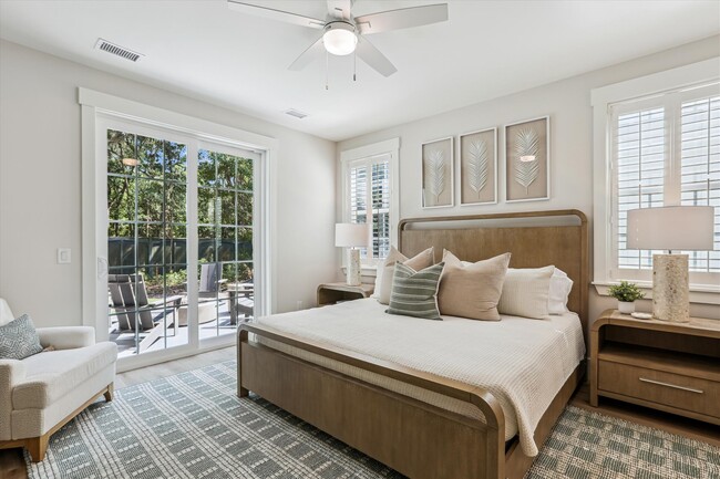 Building Photo - 205 Halyard Dr