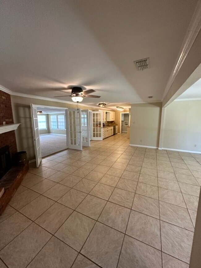 Foto del edificio - 2482 POST OAK RD