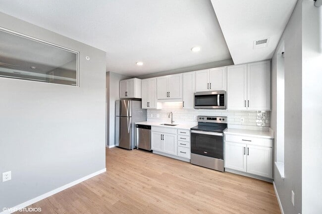 Interior Photo - Lago Apartments