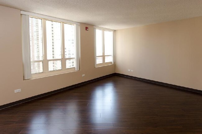 Foto del edificio - 710 N Wabash Ave