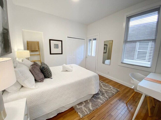 Foto del edificio - 1137 Fuller St