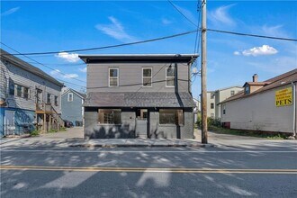 Building Photo - 415 Broad St