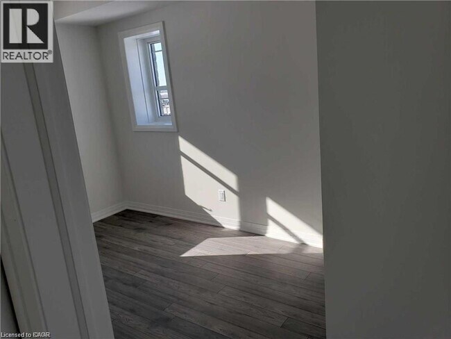 Building Photo - 1989 Ottawa Street S