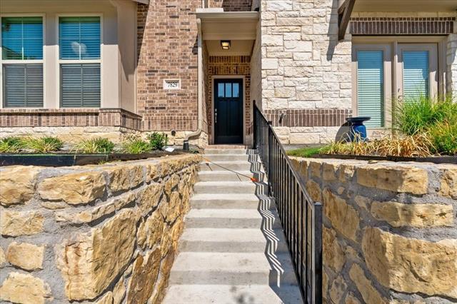 Foto del edificio - 7829 Bayside Dr