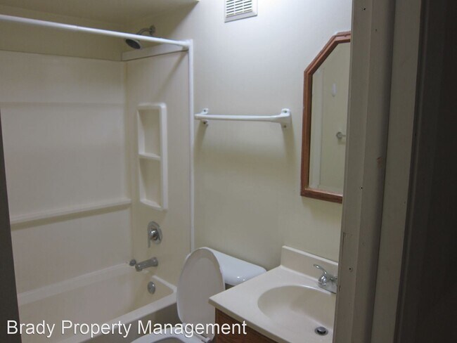 Foto del edificio - 4 br, 2 bath House - 9 Flora Way