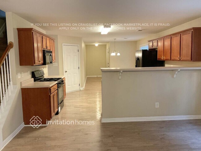 Building Photo - 1568 Great Shoals Cir SE