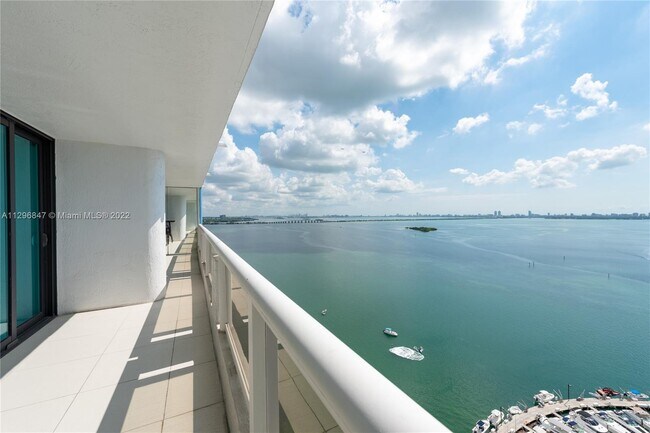 Building Photo - 1717 N Bayshore Dr