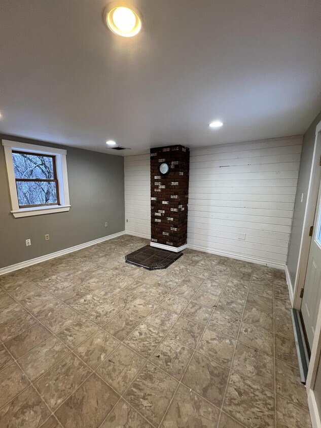 18 Exeter Rd, Corinna, ME 04928 Townhome Rentals in Corinna ME