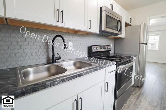 Building Photo - 1823 Griswold Dr