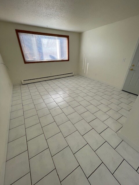 Sala de estar - 2128 Belmont Ln