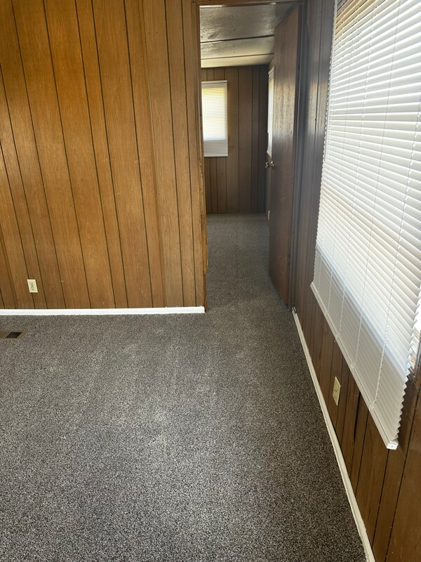 Foto del edificio - 21496 F Rd