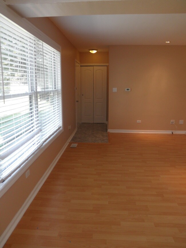 620 Inverrary Ln, Deerfield, IL 60015 Townhome Rentals in Deerfield