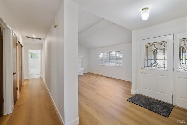 Foto del edificio - 2121 Madison St