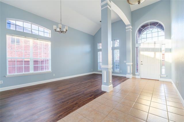 Building Photo - 1069 Knightsbridge Dr