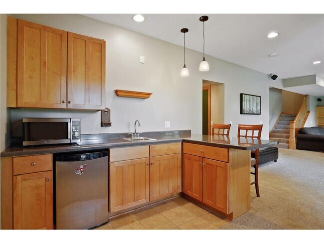 Foto del edificio - 8069 Enclave Bay