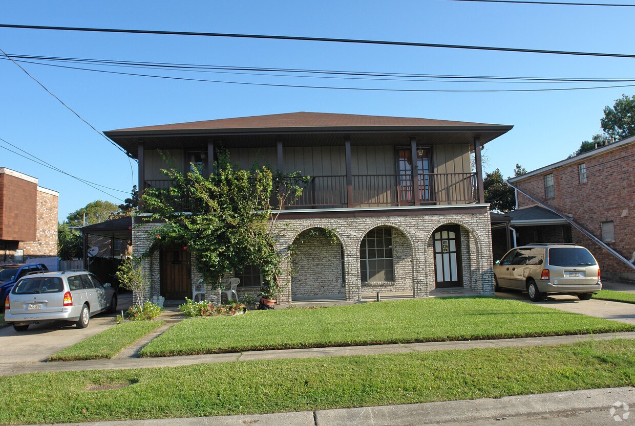 Primary Photo - 3715 Brandywine Dr